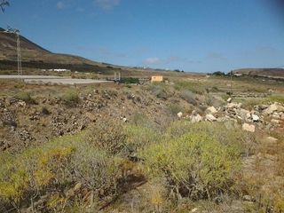 Terreno en venta en El Médano en Granadilla de Abona