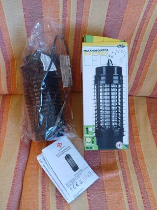 Matamosquitos eléctrico 