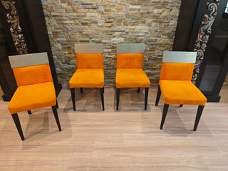 Juego de Sillas comedor - Naranja y Negro. 6+2.
