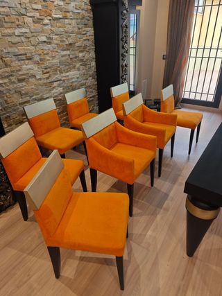 Juego de Sillas comedor - Naranja y Negro. 6+2.