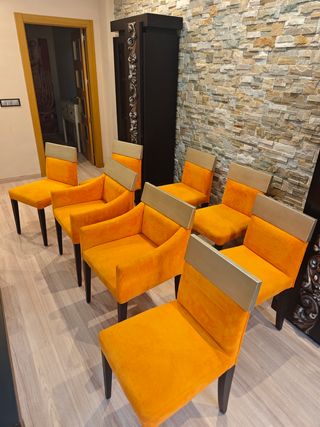Juego de Sillas comedor - Naranja y Negro. 6+2.