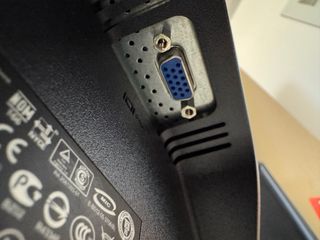 2 Monitores Dell 19" - Negros
