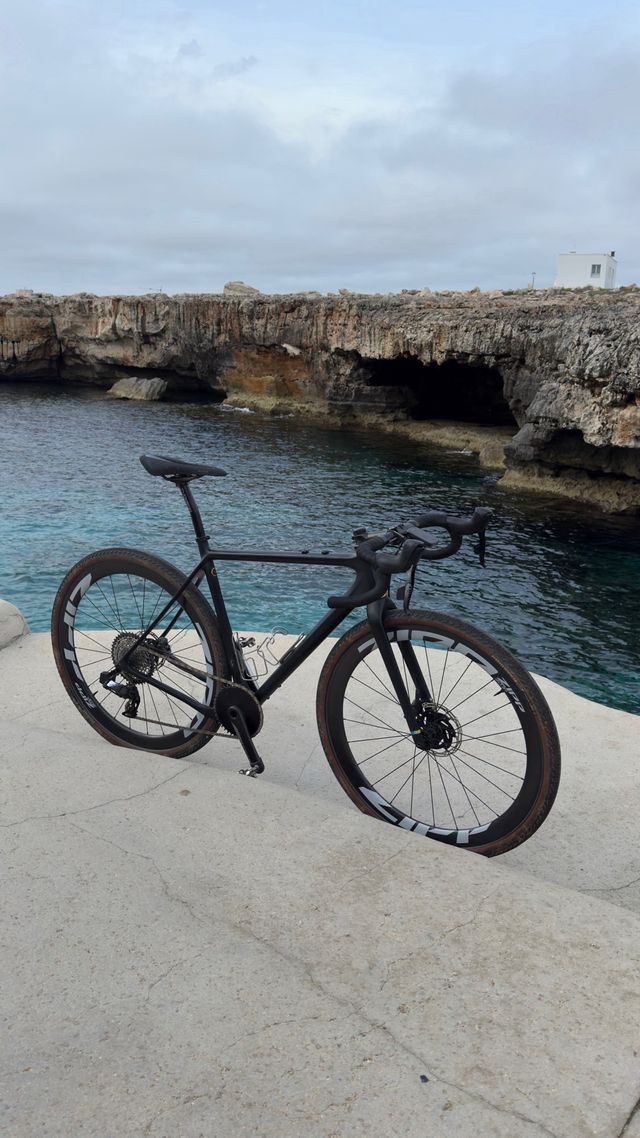 Bicicleta Gravel Open Upper