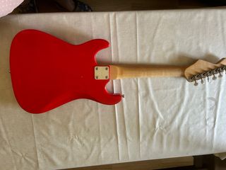Guitarra eléctrica Burswood 3/4 y accesorios