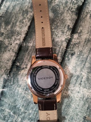 Reloj Viceroy mujer dorado