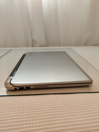 Portátil Toshiba Satellite i7 Plata
