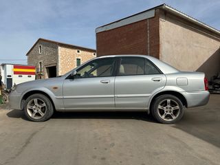 Mazda 323 diésel 2004 - Despiece