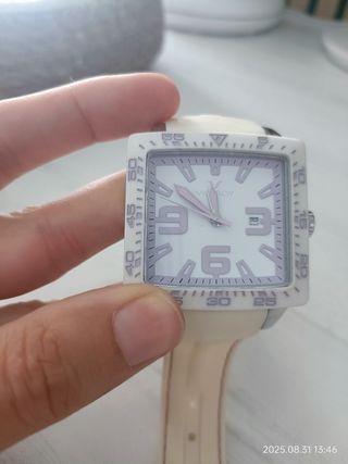 Reloj Viceroy blanco y morado