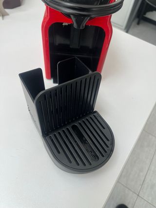 Cafetera Nespresso Krups roja