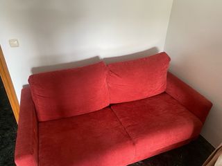 Sofá rojo 2 plazas perfecto estado