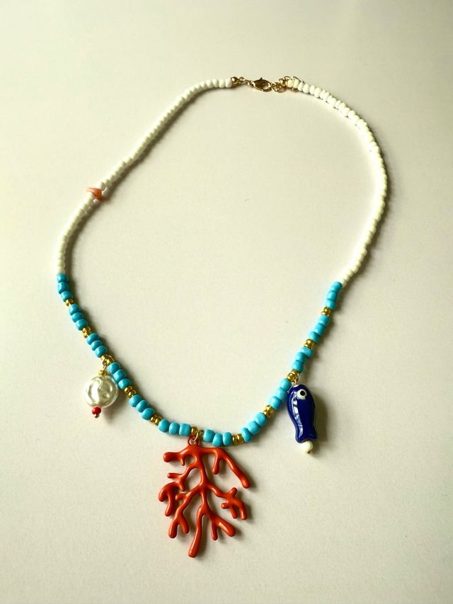 Collar cuentas turquesa-blanco