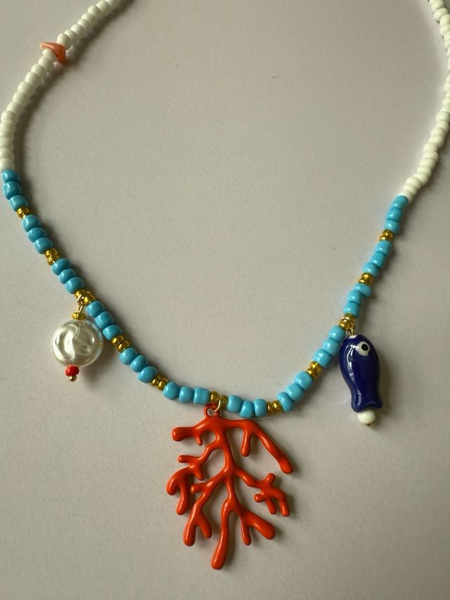 Collar cuentas turquesa-blanco