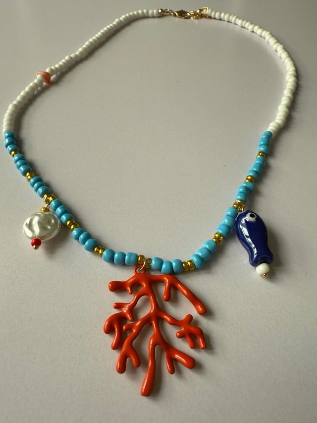 Collar cuentas turquesa-blanco