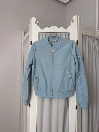 Cazadora bomber azul