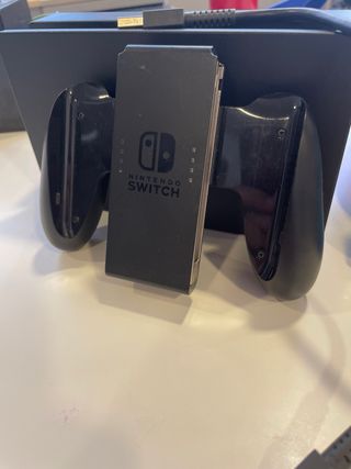 Nintendo Switch (Azul y Roja)