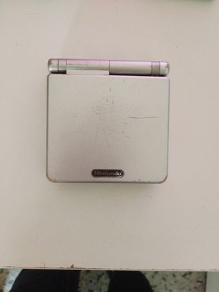 Game Boy Advance SP Plata + 10 Juegos