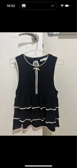 Top de punto Zara negro 