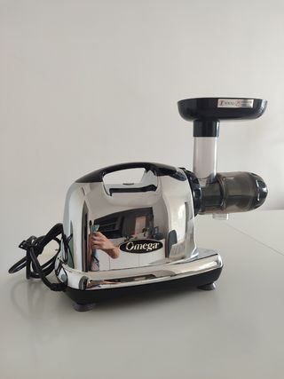 Extractor Omega 8224/8226 prensado en frío