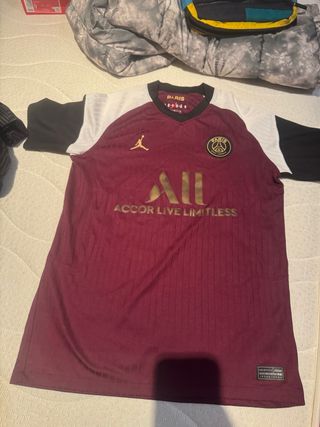 Camiseta PSG niño - Roja y dorada
