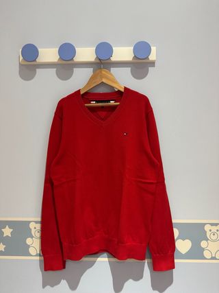 Jersey rojo Tommy Hilfiger. Talla: 12 años
