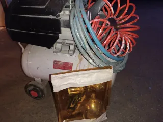 Compresor 2HP + Mangueras precio negociable 