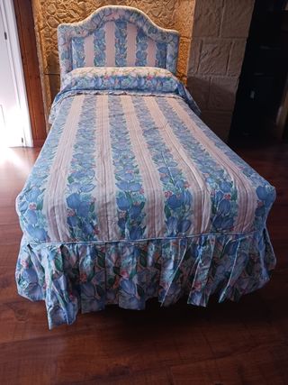 Cabecero, colcha y cubre-almohada infantiles