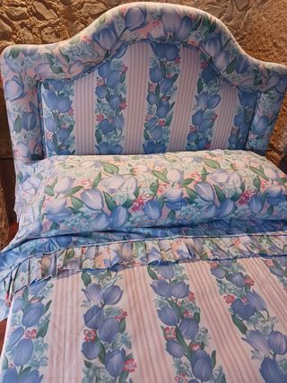 Cabecero, colcha y cubre-almohada infantiles
