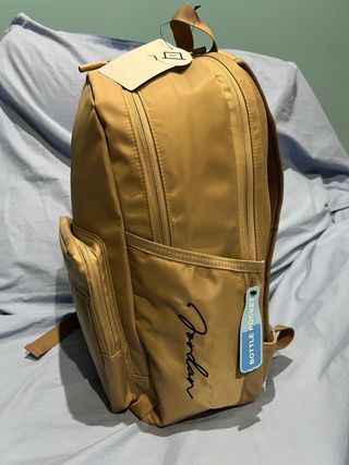 Mochila Nike air  Jordan Beige caqui nueva 