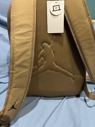 Mochila Nike air  Jordan Beige caqui nueva 