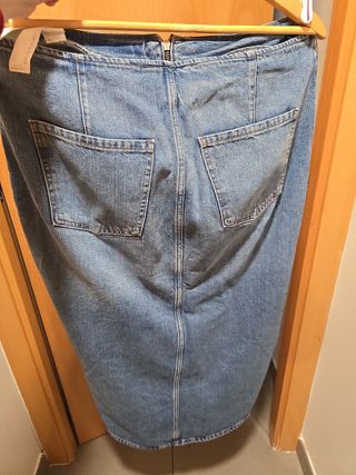 Falda ZARA vaquera midi