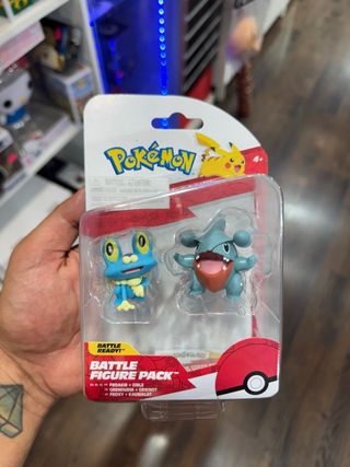 Froakie - Gible - Battle Figure Pokemon