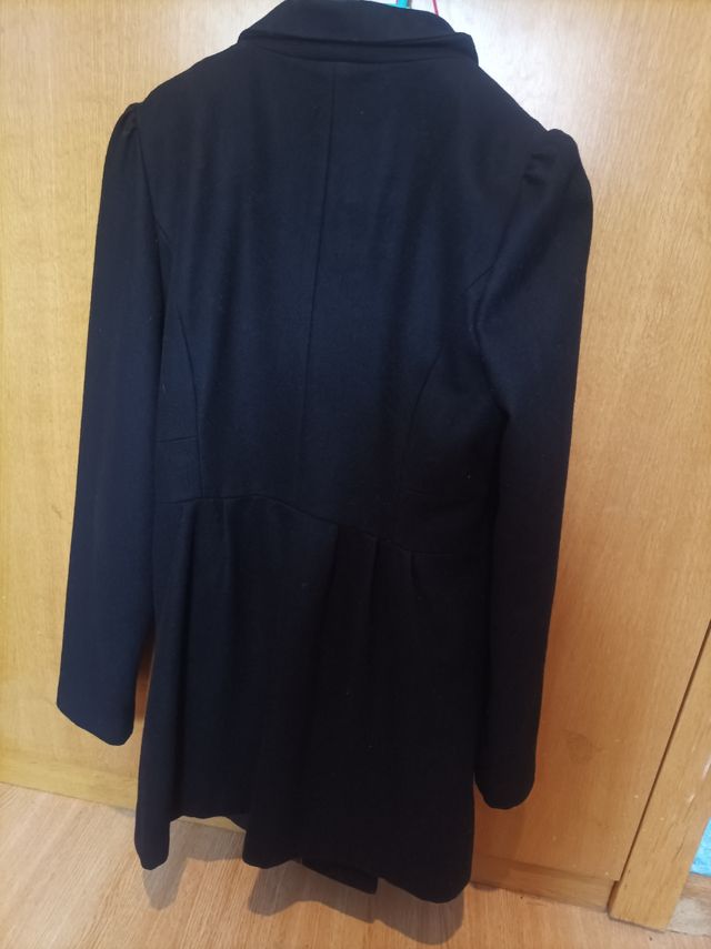 Abrigo negro Bershka mujer