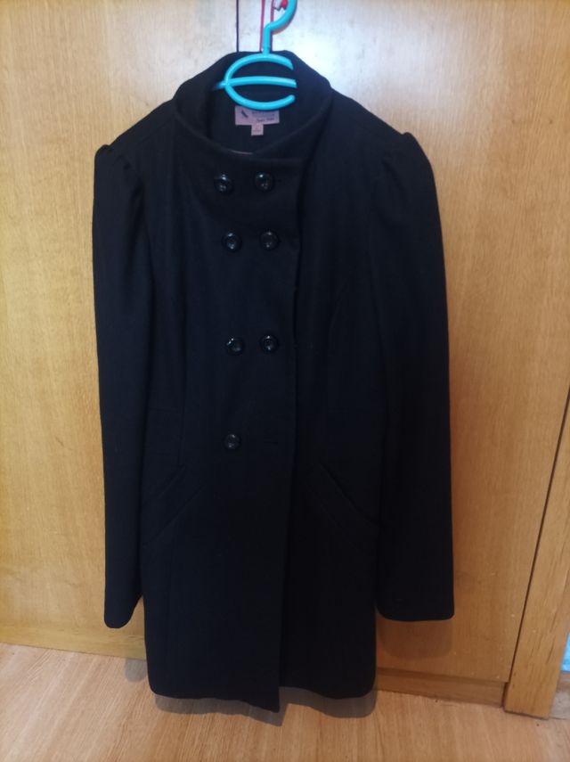 Abrigo negro Bershka mujer