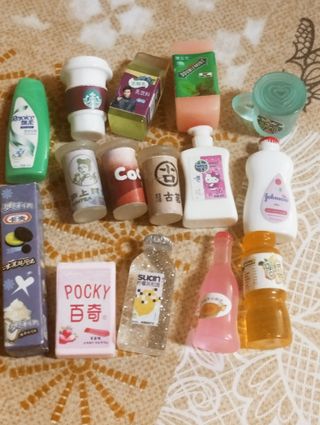 Miniaturas: lote de botellas, botes, café etc