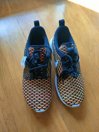 Zapatillas Nike Roshe Run - Naranja