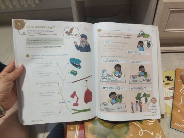 Libros de texto 1 primaria