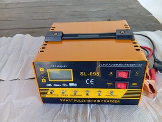 Cargador baterías SL-098 12V/24V