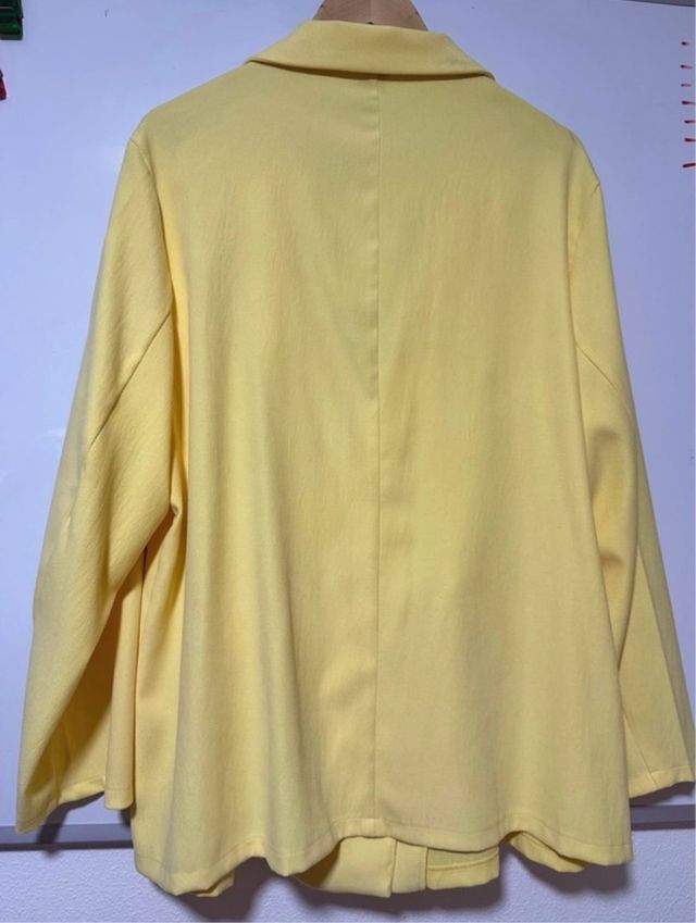 Blazer Amarillo SHEIN