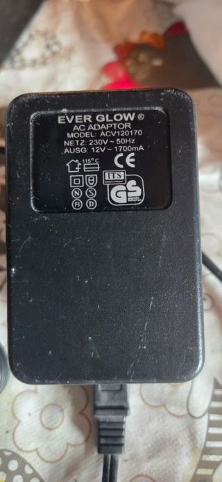 Lampada Medifly a uovo bianca