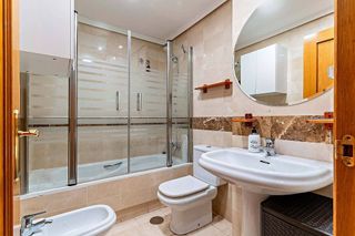 Piso en venta en San Luis en Almería