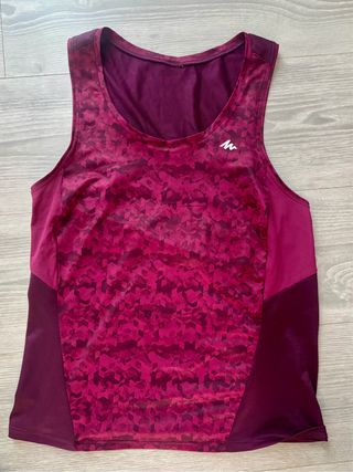 Camiseta deportiva fucsia-morada
