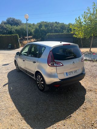 Renault Scenic 2010