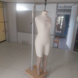 Maniquí sastre Cleo talla 42