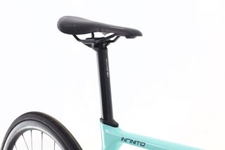 Bicicleta Bianchi Infinito Di2 12V talla 56 Reacondicionada
