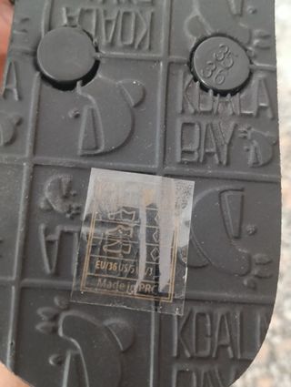 Chanclas Koala Bay - marrón y negras