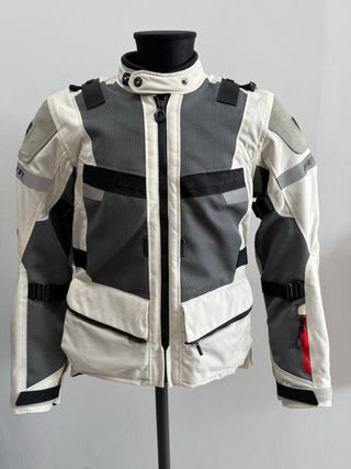 Chaqueta Revit Cayenne 2