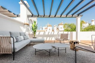 Ático en alquiler en Nagüeles Alto en Marbella