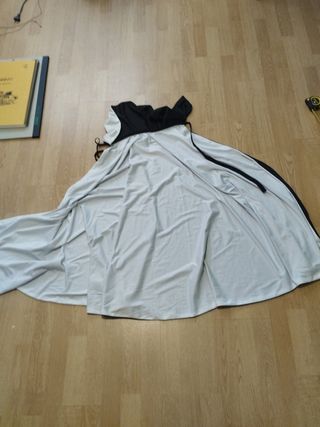 Capa negra y blanca - Talla única