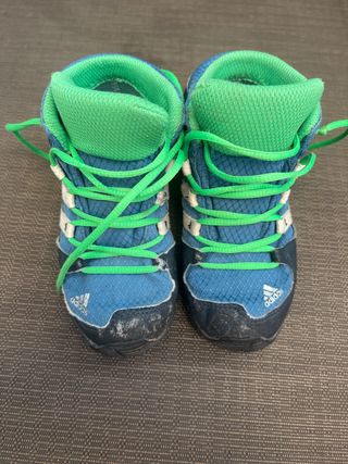 Botas Adidas Terrex GTX T25 niño