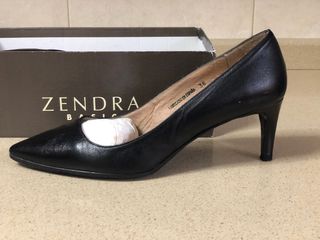 ZENDRA Basic - Zapatos negros 39. Tacón 6,5cm